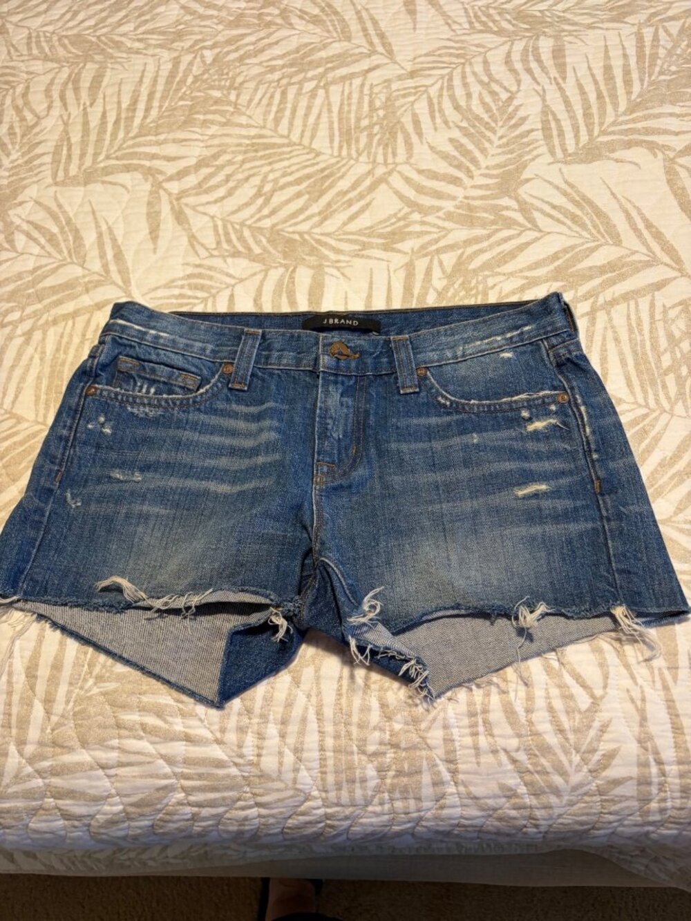J Brand Distressed Grunge Denim Cutoff Shorts With Frayed Hem Size 26